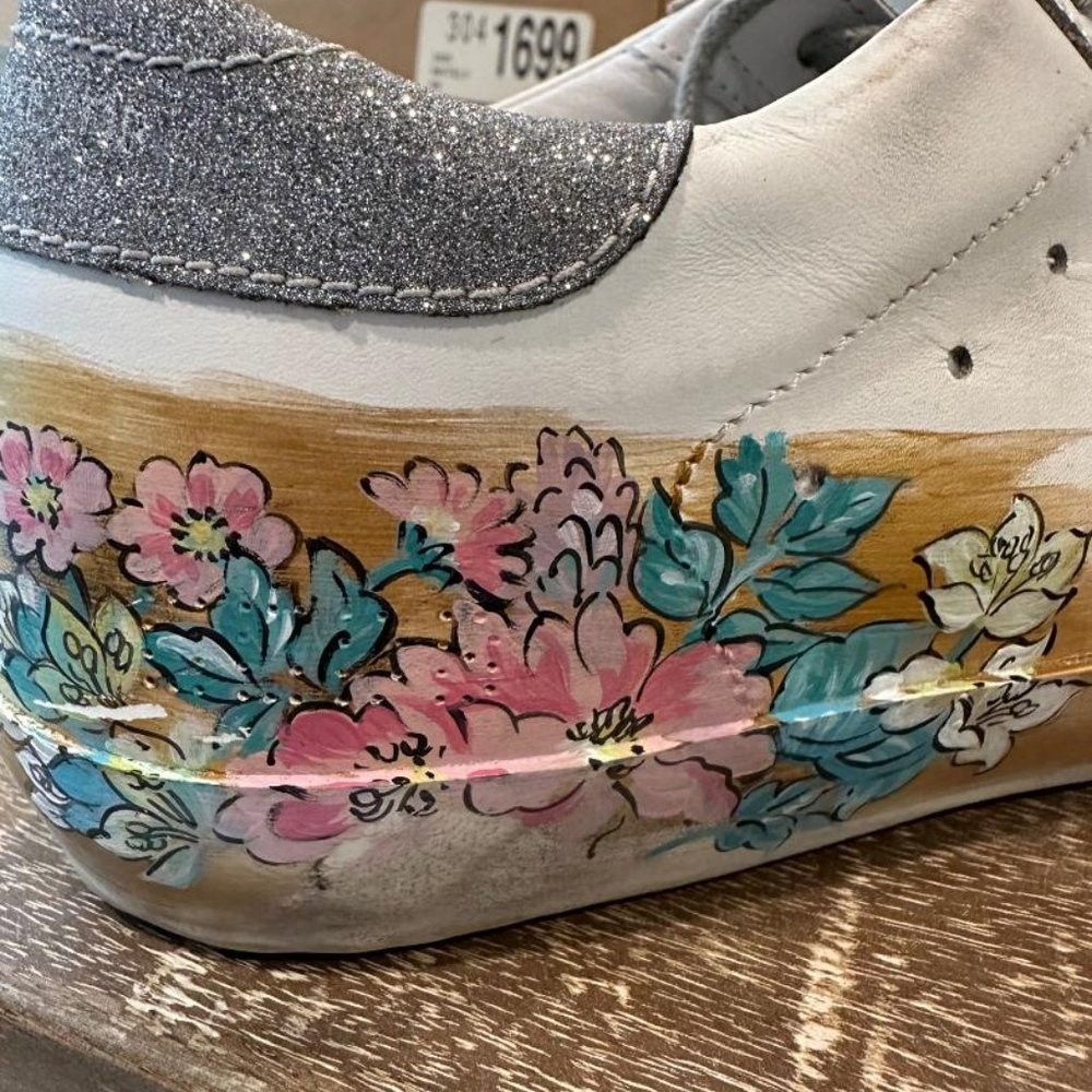 Golden Goose Women's Sneaker Size 36 - Picture 5 of 7
